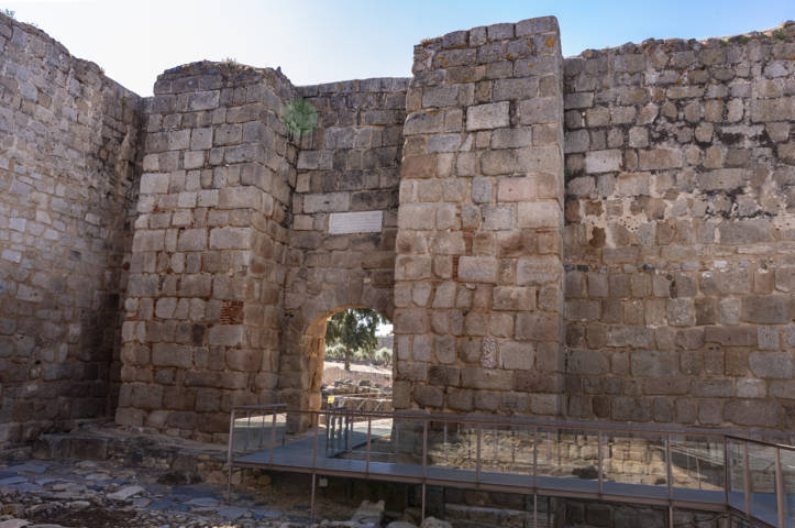 Badajoz - Mérida 043 - Alcazaba.jpg